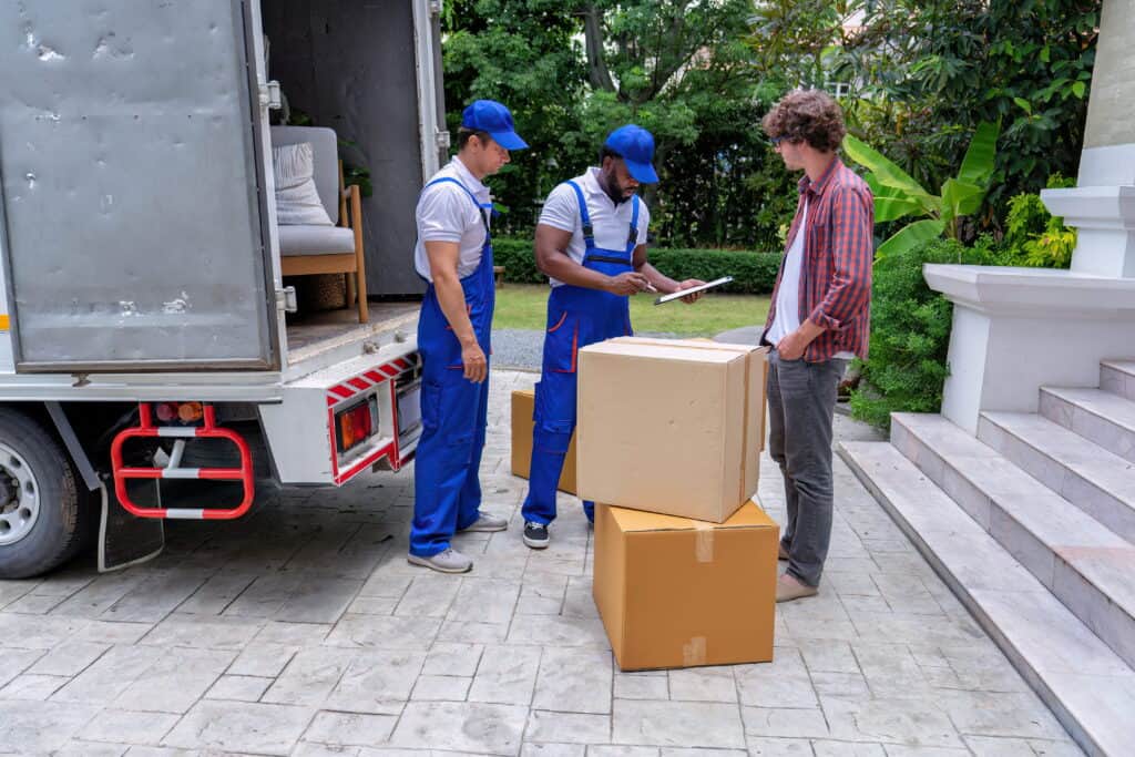 Moving Company Does the Packing to Unloading 